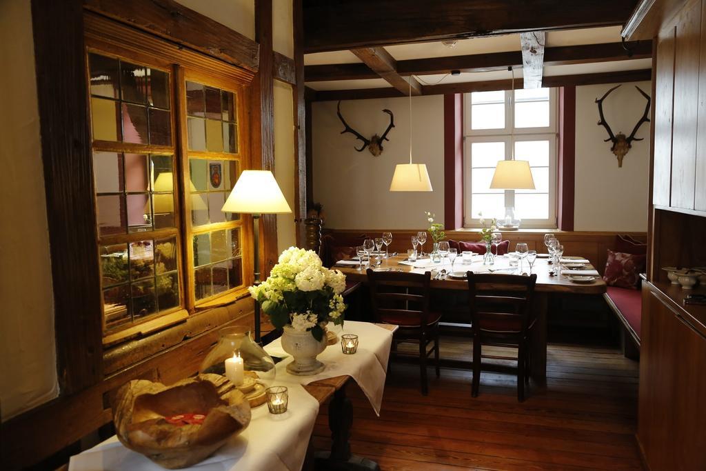 Weinhaus Henninger Hotel Kallstadt Buitenkant foto